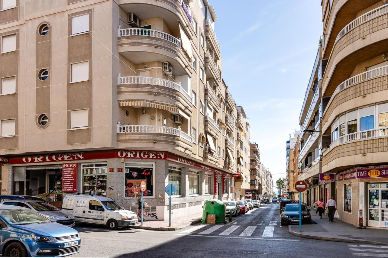 Apartamento Caballero De Rodas Torrevieja Buitenkant foto