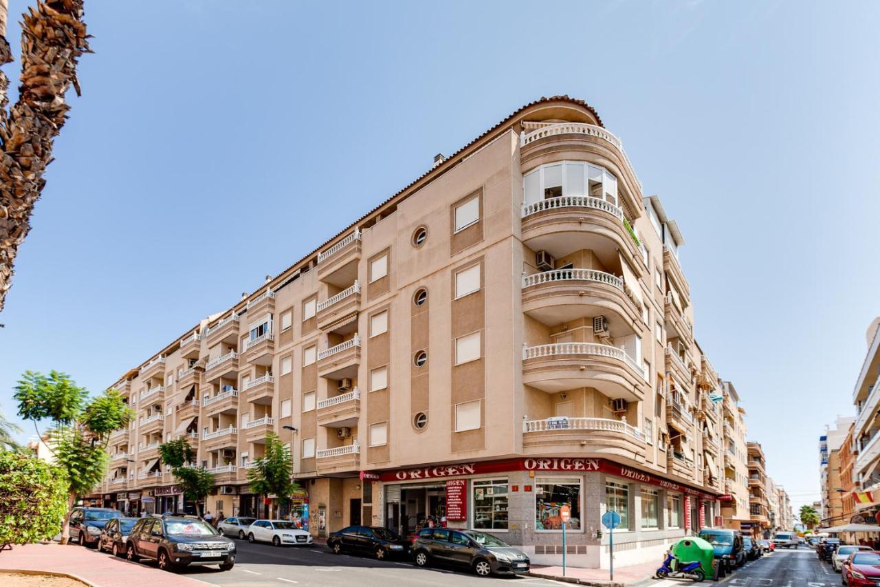 Apartamento Caballero De Rodas Torrevieja Buitenkant foto