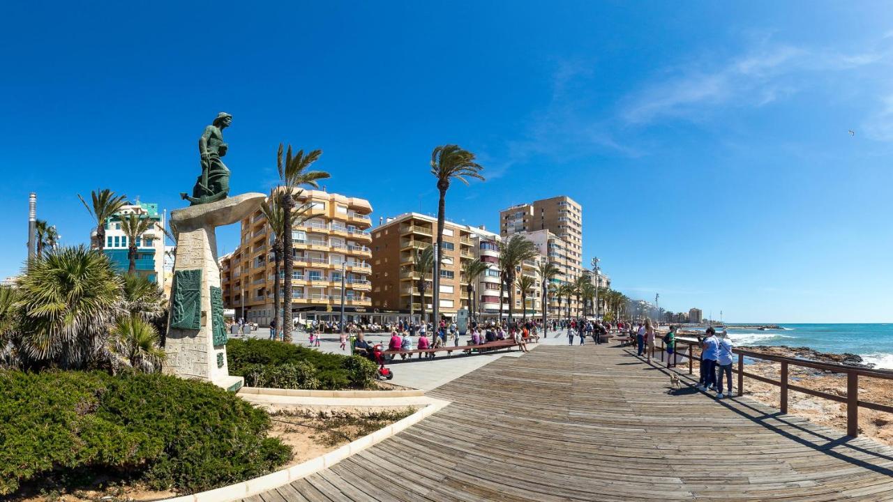 Apartamento Caballero De Rodas Torrevieja Buitenkant foto
