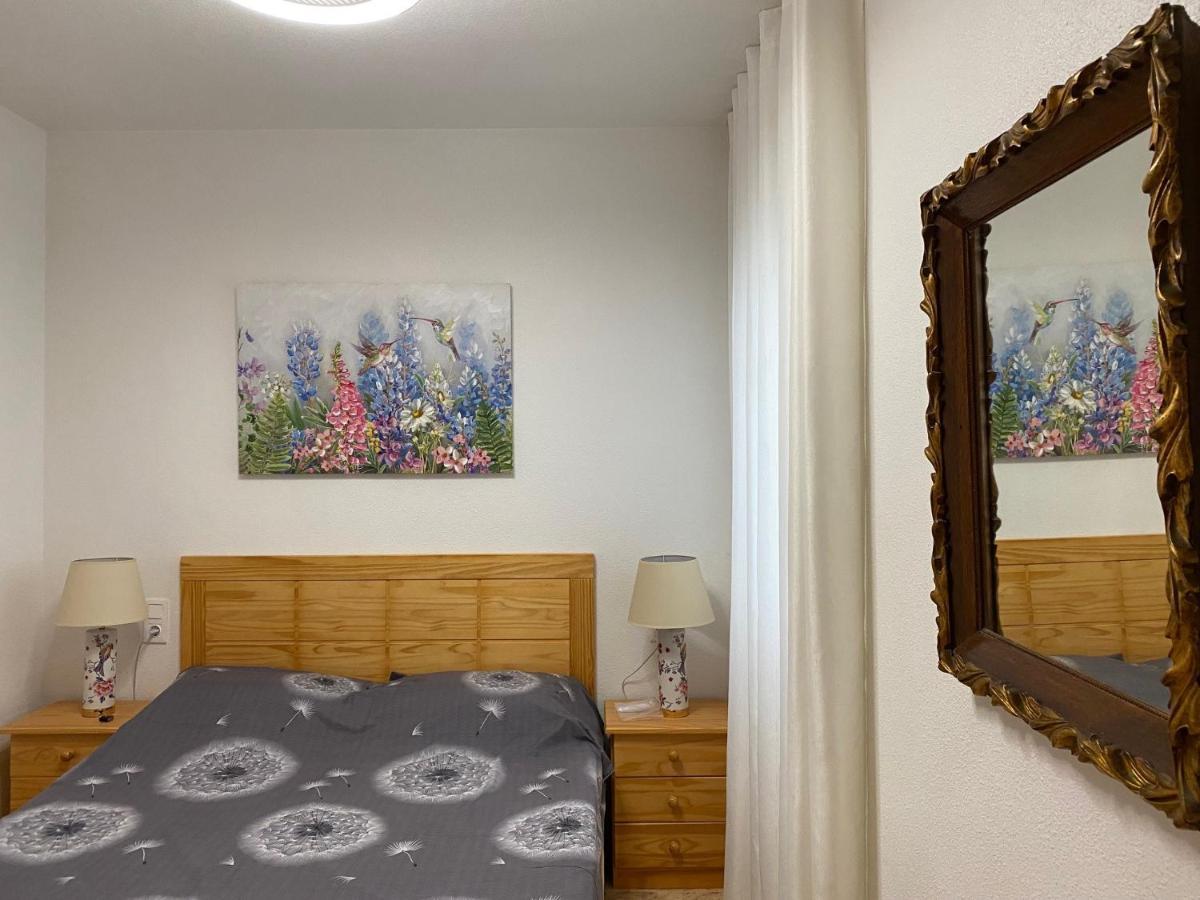 Apartamento Caballero De Rodas Torrevieja Buitenkant foto