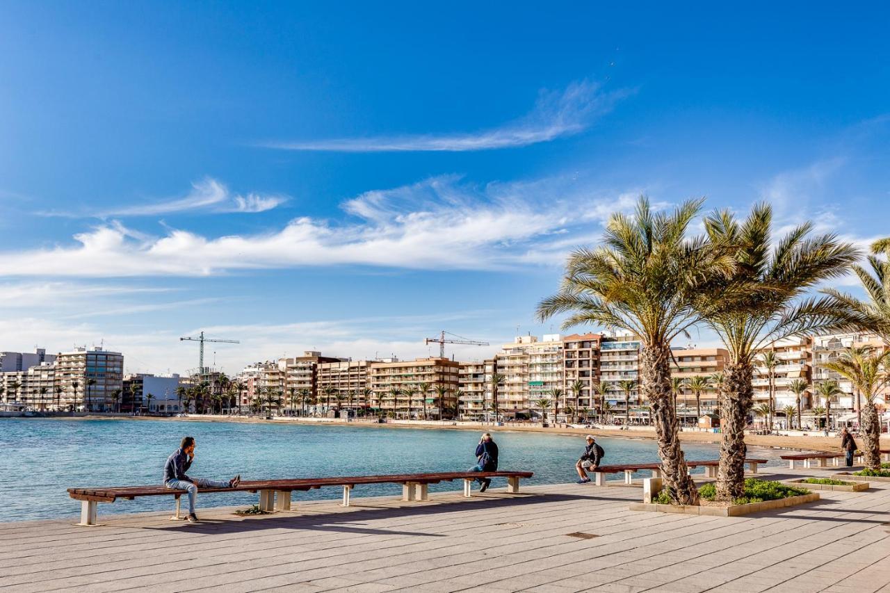 Apartamento Caballero De Rodas Torrevieja Buitenkant foto