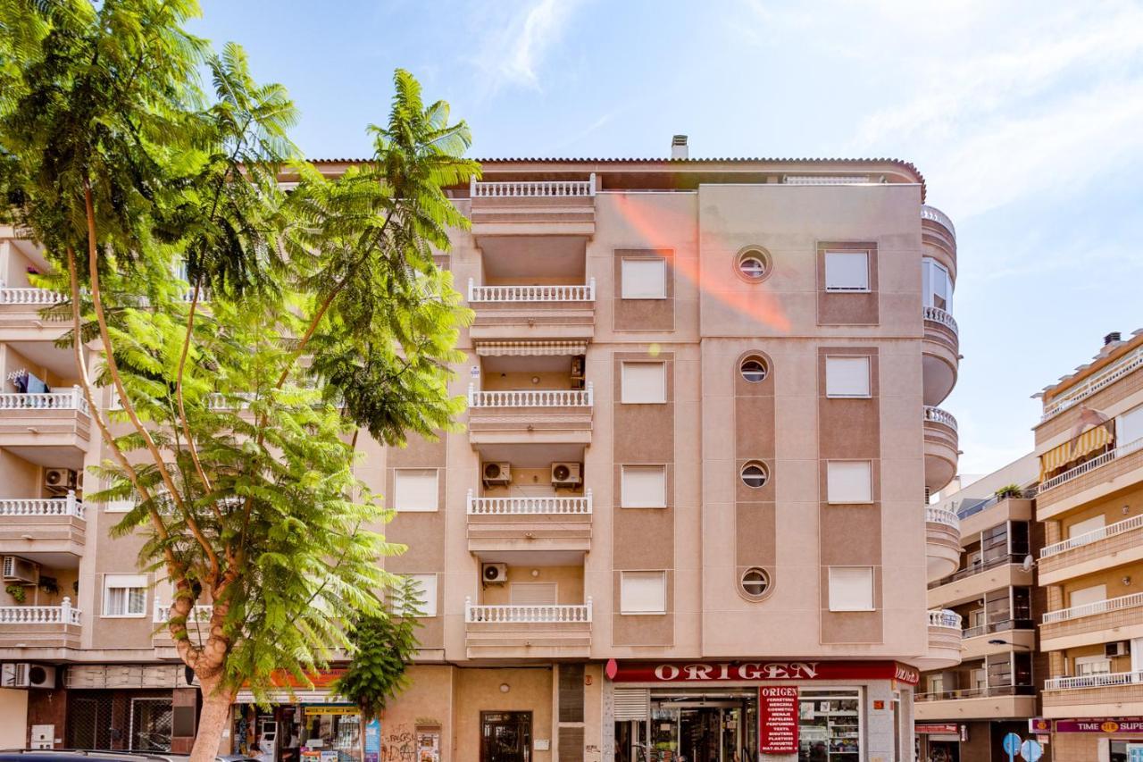 Apartamento Caballero De Rodas Torrevieja Buitenkant foto